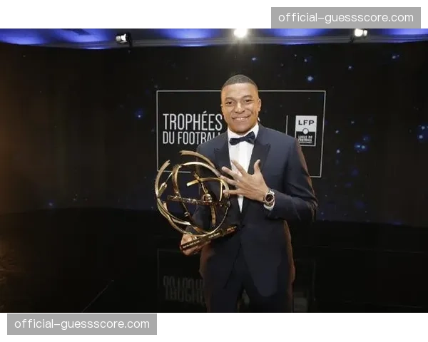 专家圆桌：分析本赛季法甲金靴奖与最佳年轻球员奖项的潜在得主